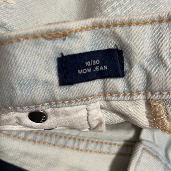 Mom Jeans - Picture 6 of 6